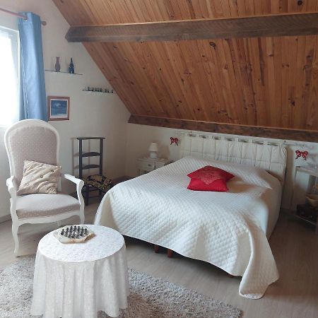 Savigne-l'Eveque Tulipe24 B&B 객실 사진